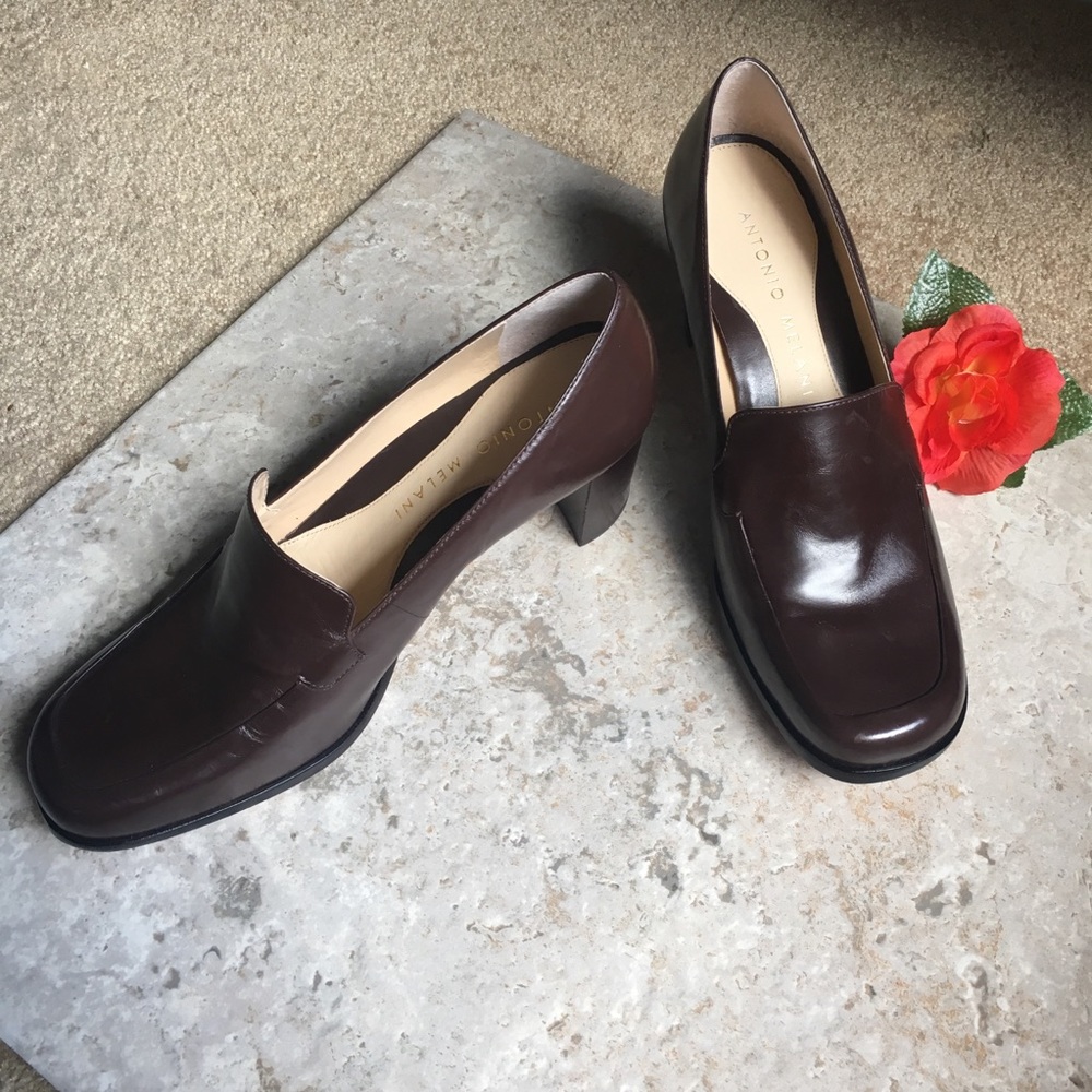 Antonio Melani A6 “Pretty” brown chunky heels NWOT